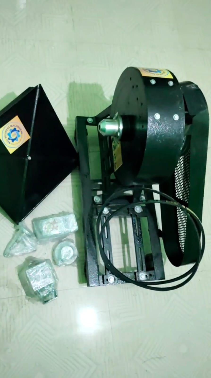 14 inch diamond aata chakki - Image 3